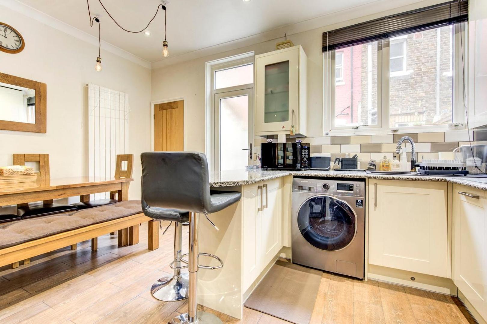 Guestready - Tranquility Near Shepherd'S Bush Londra Esterno foto